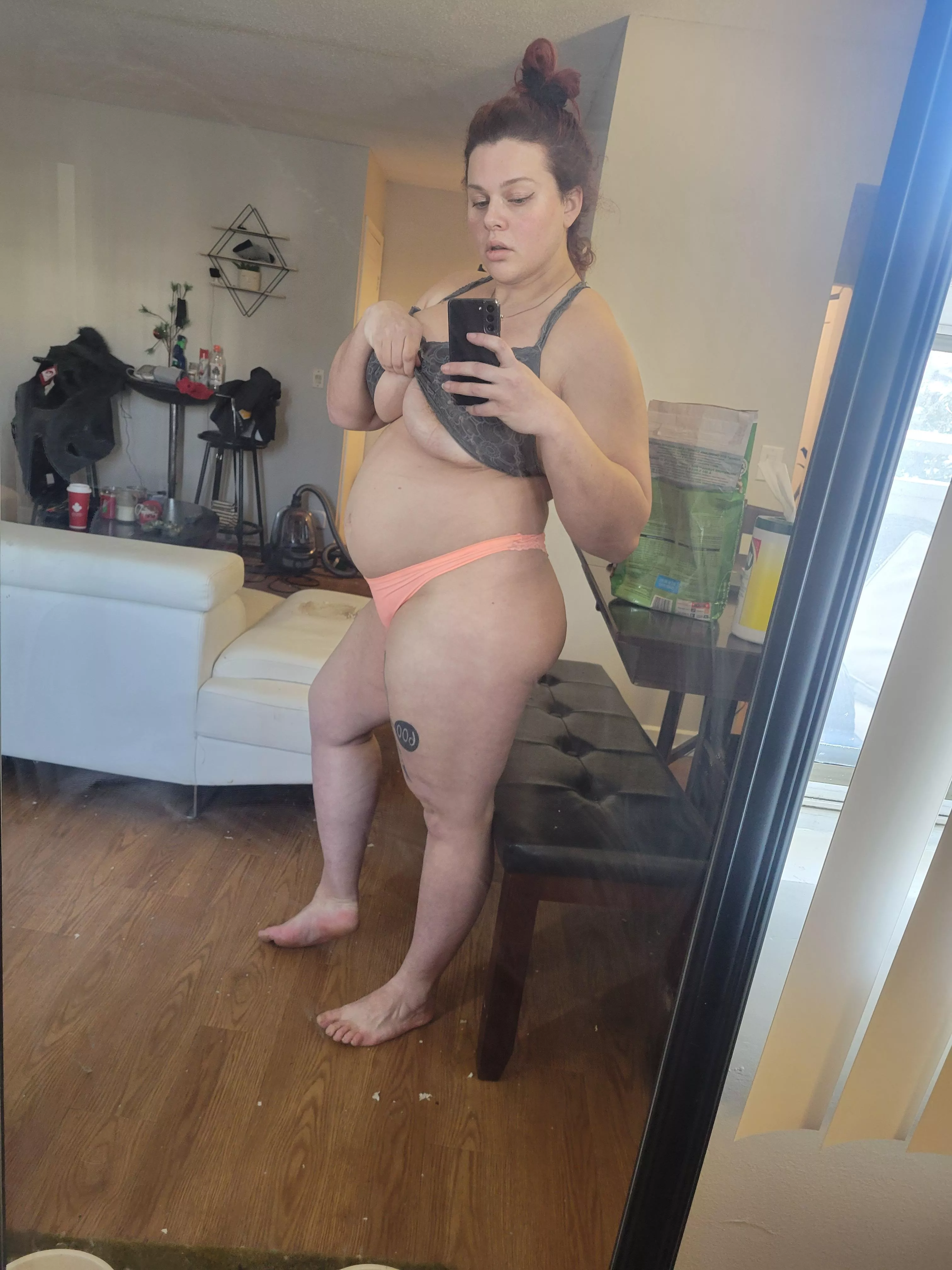 Feeling thick and juicy, let's have some fun ;) Feeling thick and juicy, let's have some fun ;)