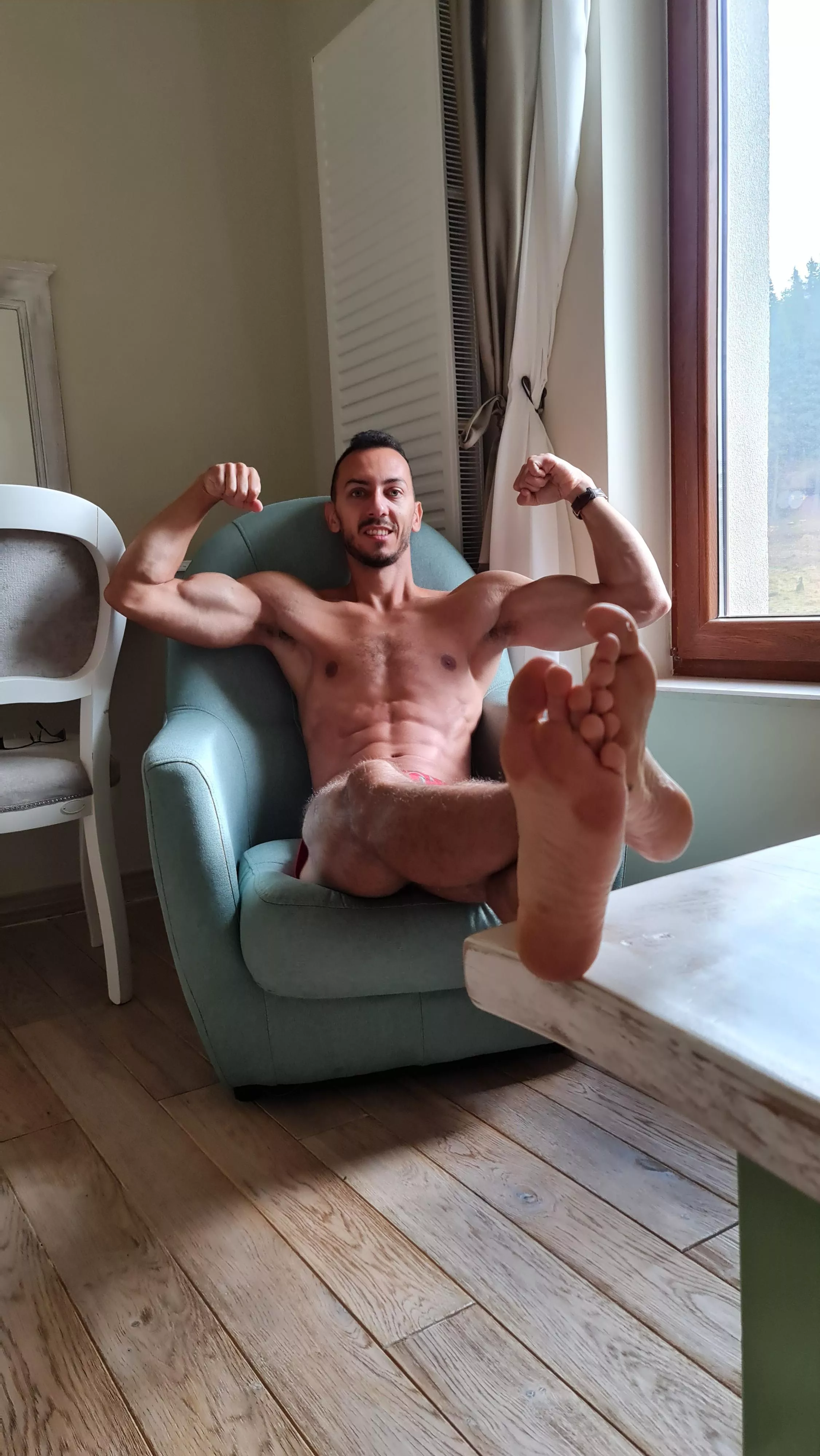 Feet or Biceps?