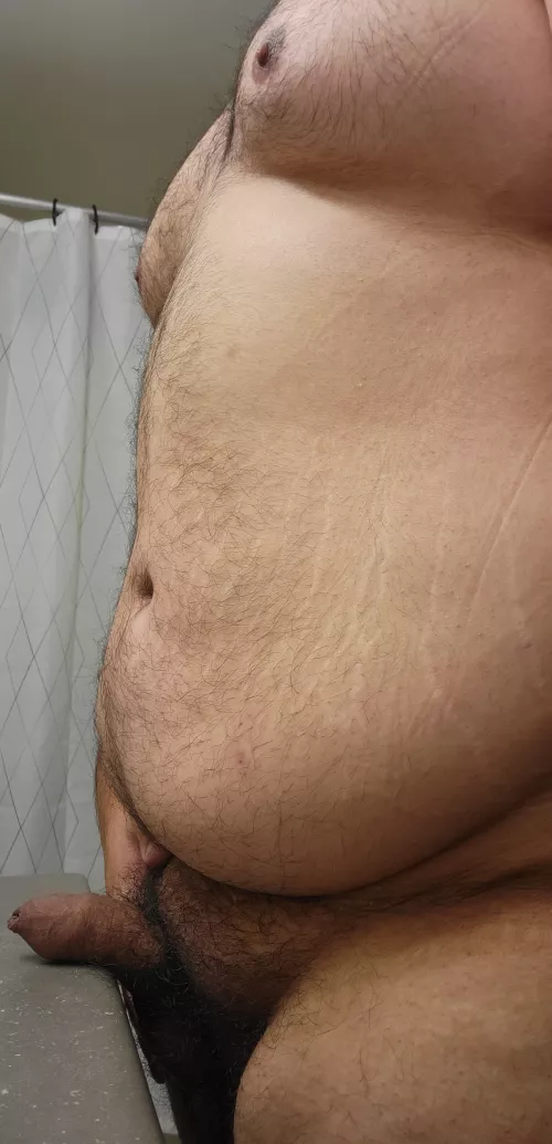 Felt a little extra thick this morming #tummytuesday