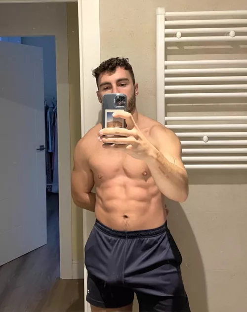 Felt cute after my workoutπ€·ββοΈ