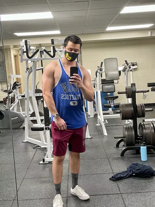 Felt sore after the gym today. Anyone want to help give me a post workout rub?