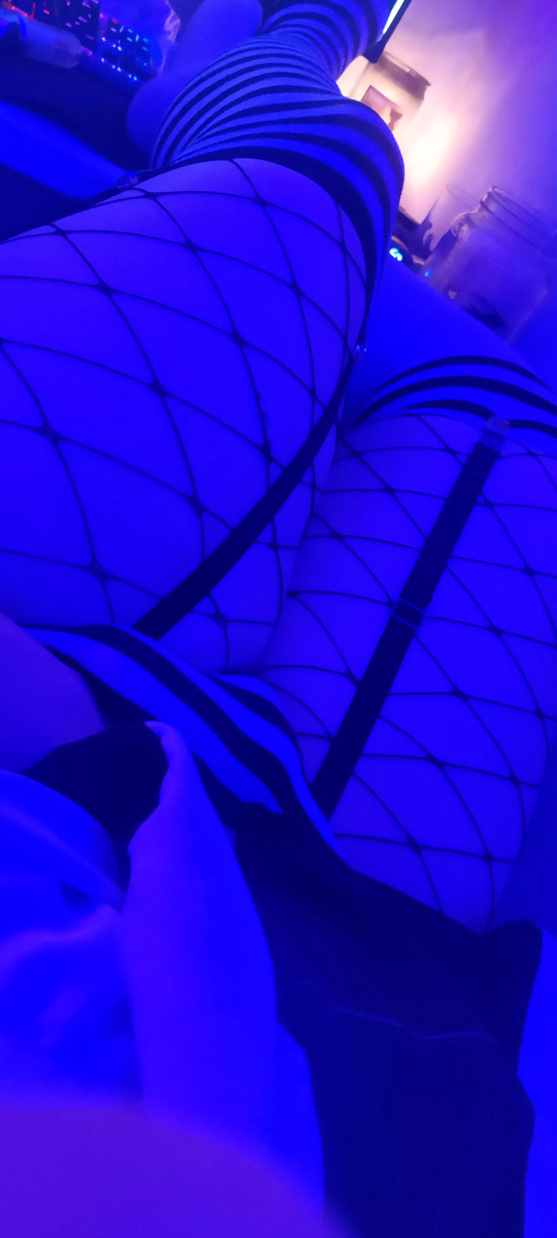 Femboy maid at your service~