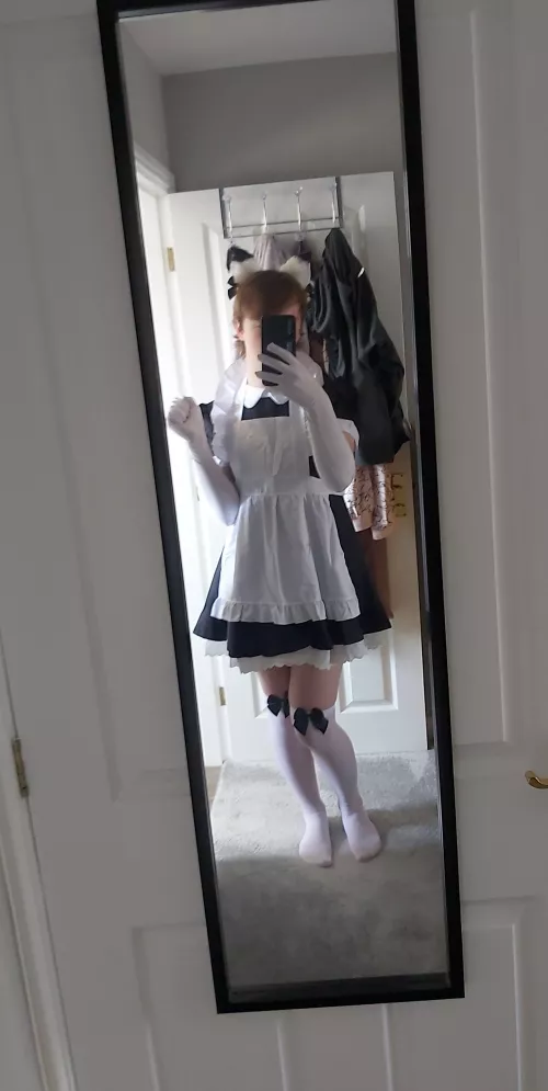 Femboy maid for hire :3 (from old account)