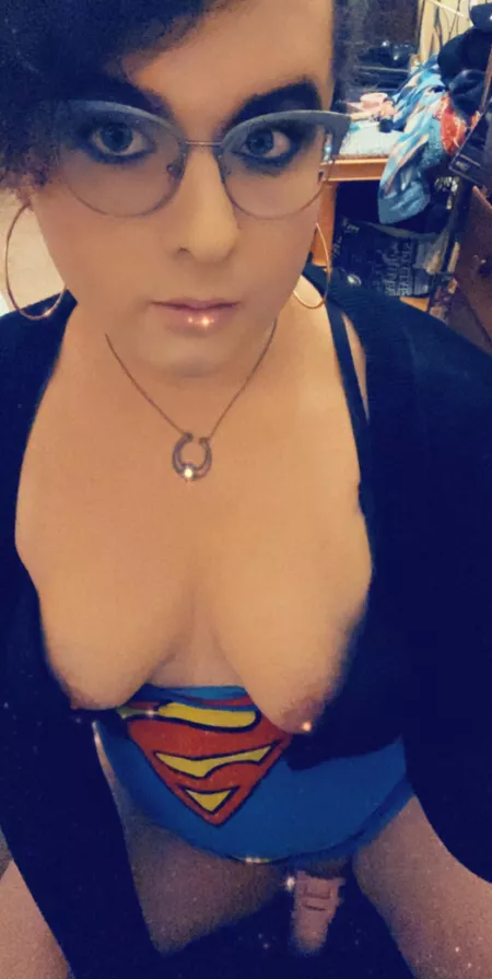 Feminized and caged like a good gurl ๐