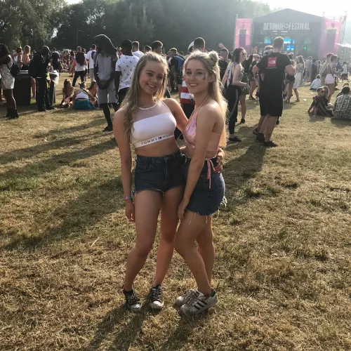 Festival Girls