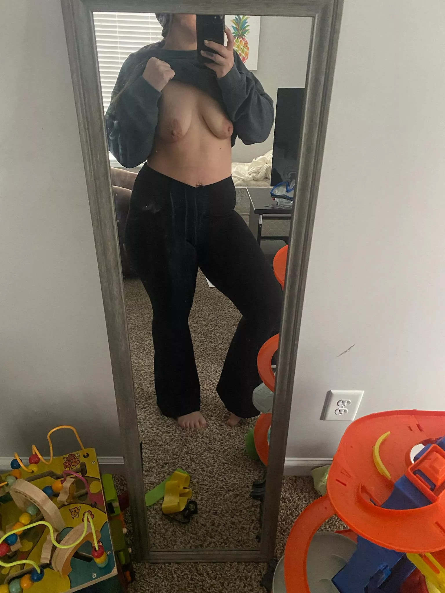 Figured I'd post, anyone want to see some cake? ;)