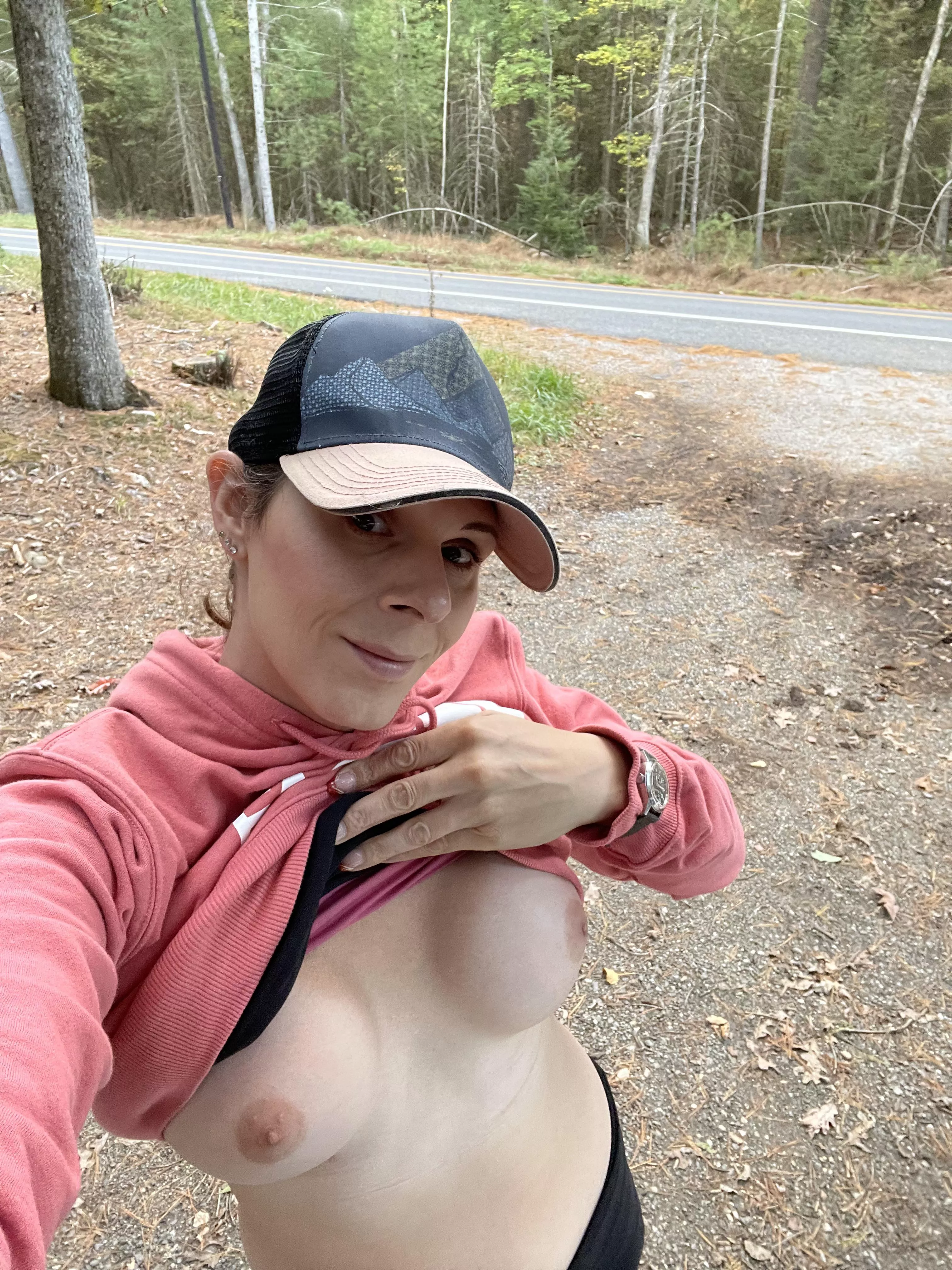 Figured this was the easiest way to get a ride (39F) Figured this was the easiest way to get a ride (39F)
