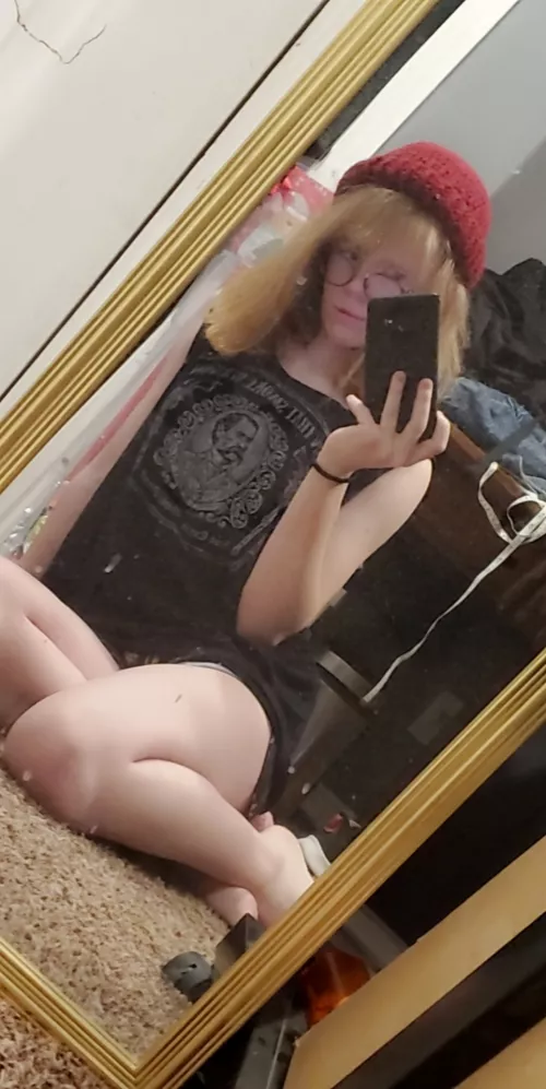 Finally 18 and confident enough to post myself 😤😤😤