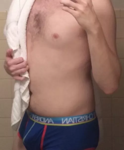Finally back down to my twinky high-school weight at 31yo. π§πΌNeed to be used HARD then laughed at like I was back then.