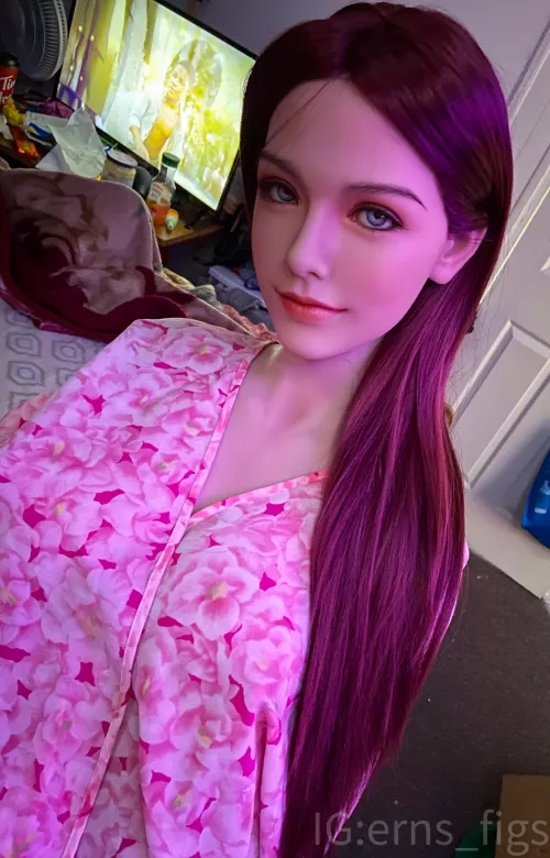 Finally got Mary out of her prison box for hair care. Can’t wait till I get this ‘visitor’ out of my place..