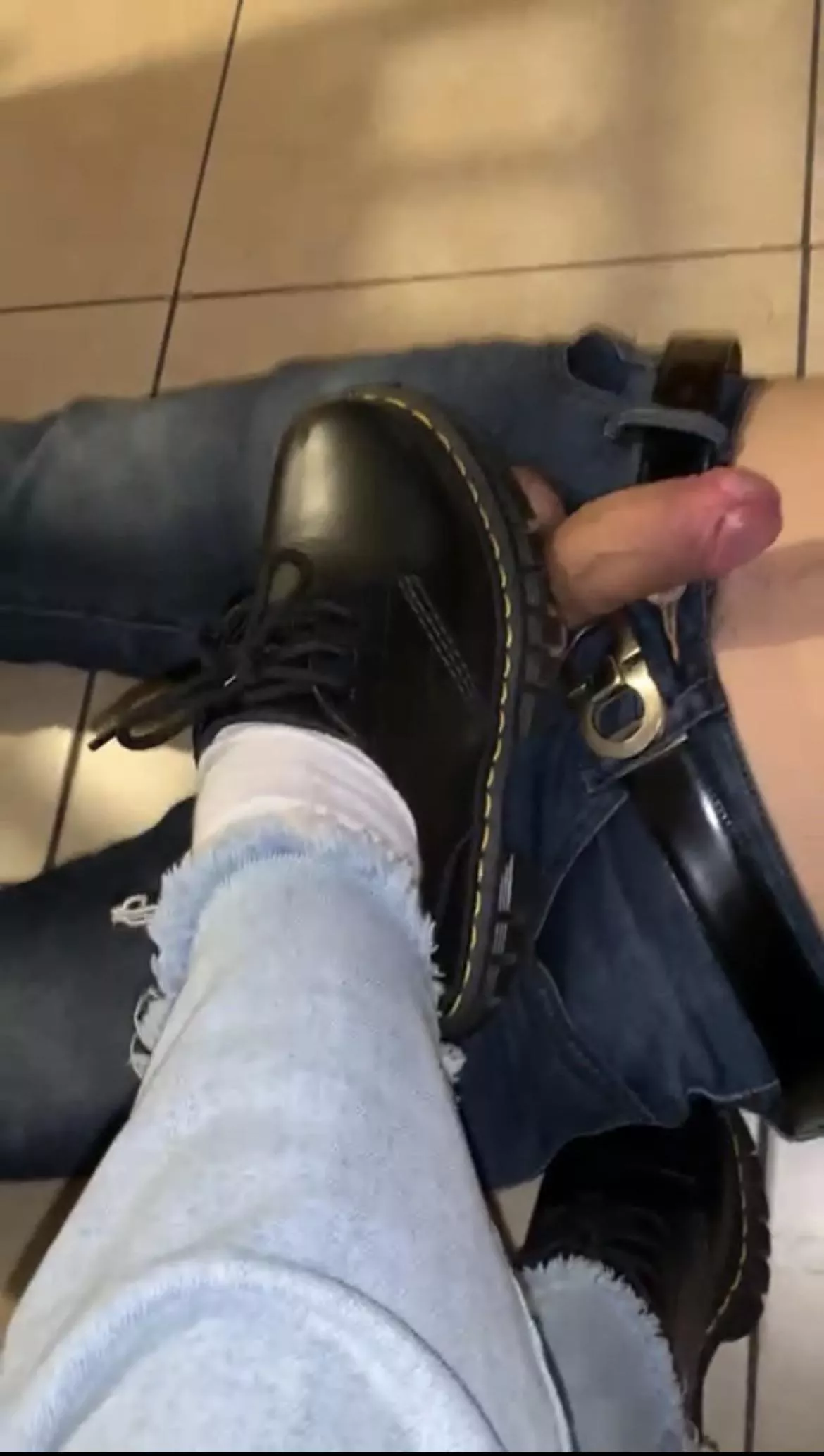 Finally got my gf into ball busting :) Finally got my gf into ball busting :)