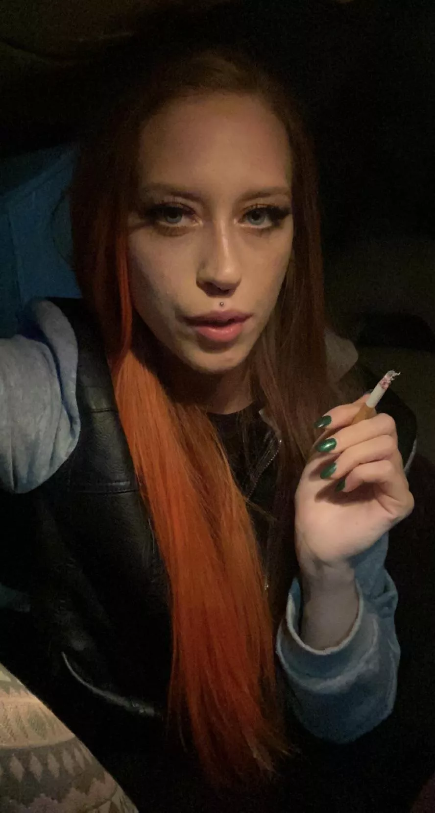 finished my cig in the car cuz it’s sooo cold 🥶