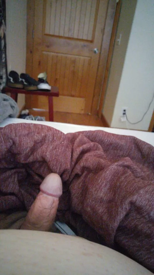 First cock post m/25