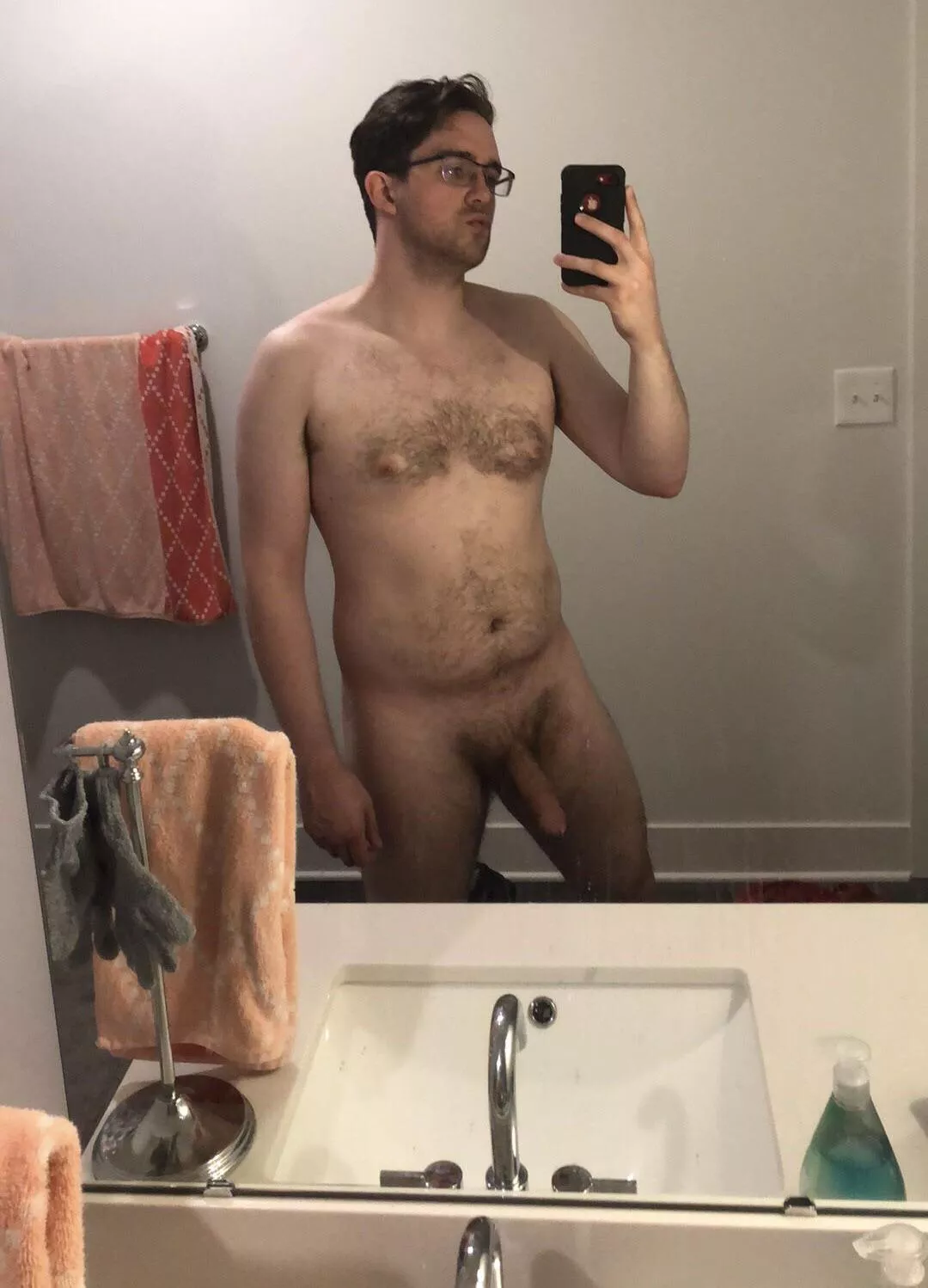 First full nude on Reddit, it’s so nice to stop cropping photos 😜 First full nude on Reddit, it’s so nice to stop cropping photos 😜
