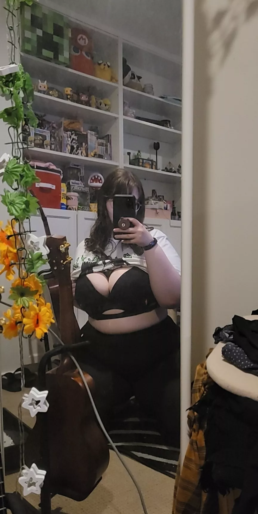 First lewd on my new phone 🥺