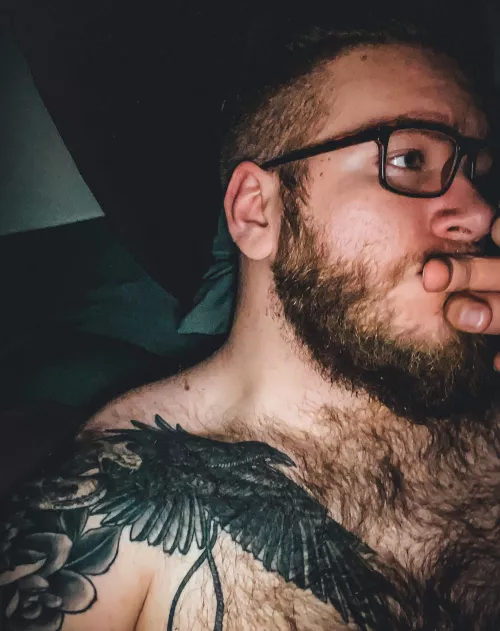 First night all week to be alone in bed, I’m so lonely