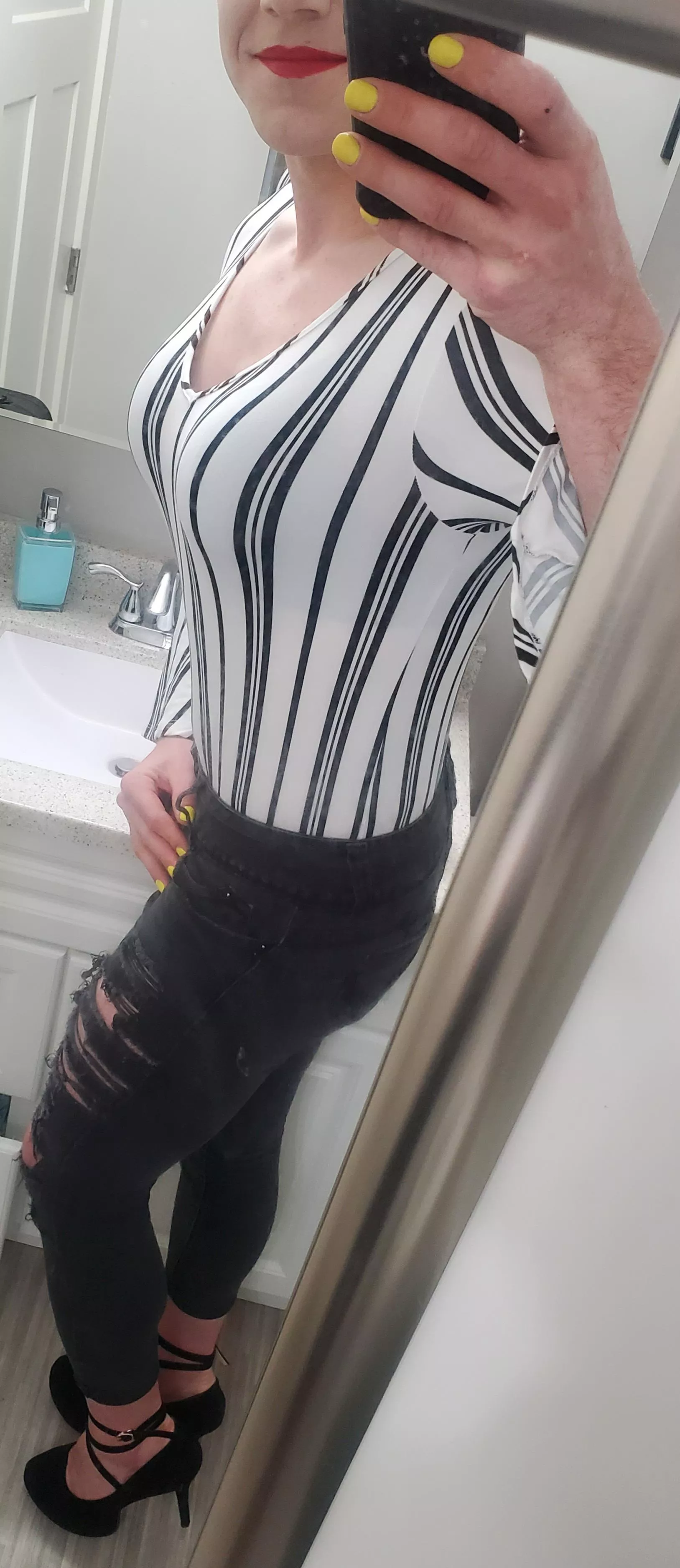 First post after a purge 😪 can I get some love?🥺 First post after a purge 😪 can I get some love?🥺