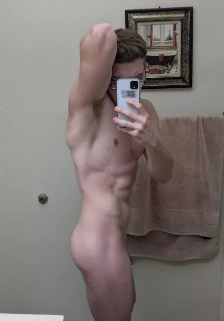 First post here. Happy Monday 😊