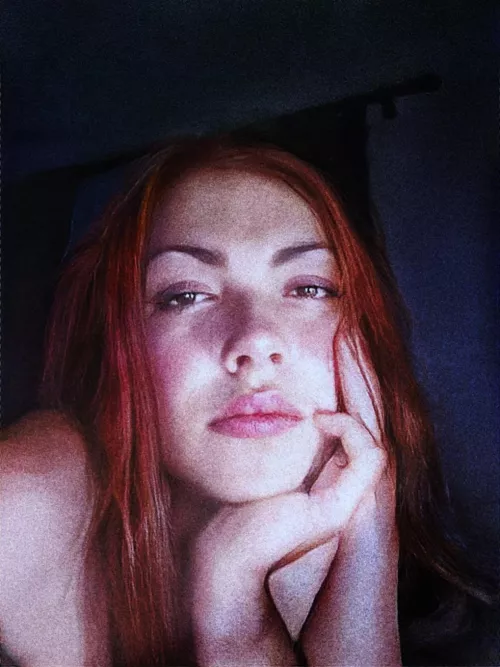 First time doing my own make-up. Am I pretty? (The hair is a wig though)