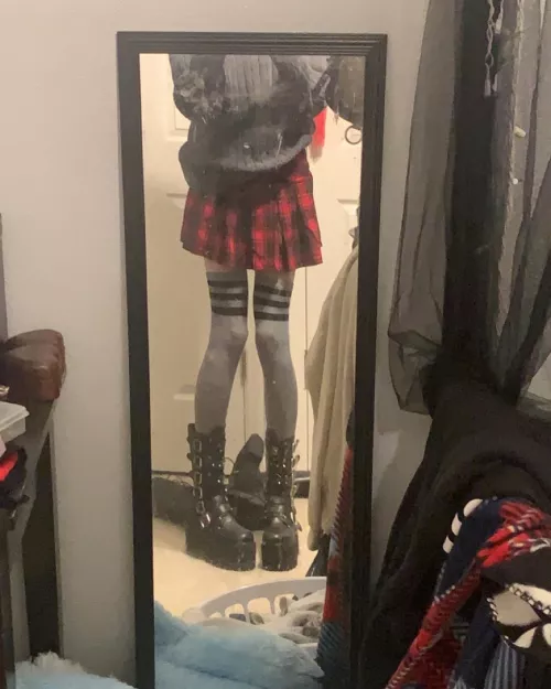 First time dressing up as a femboy, how did I do??
