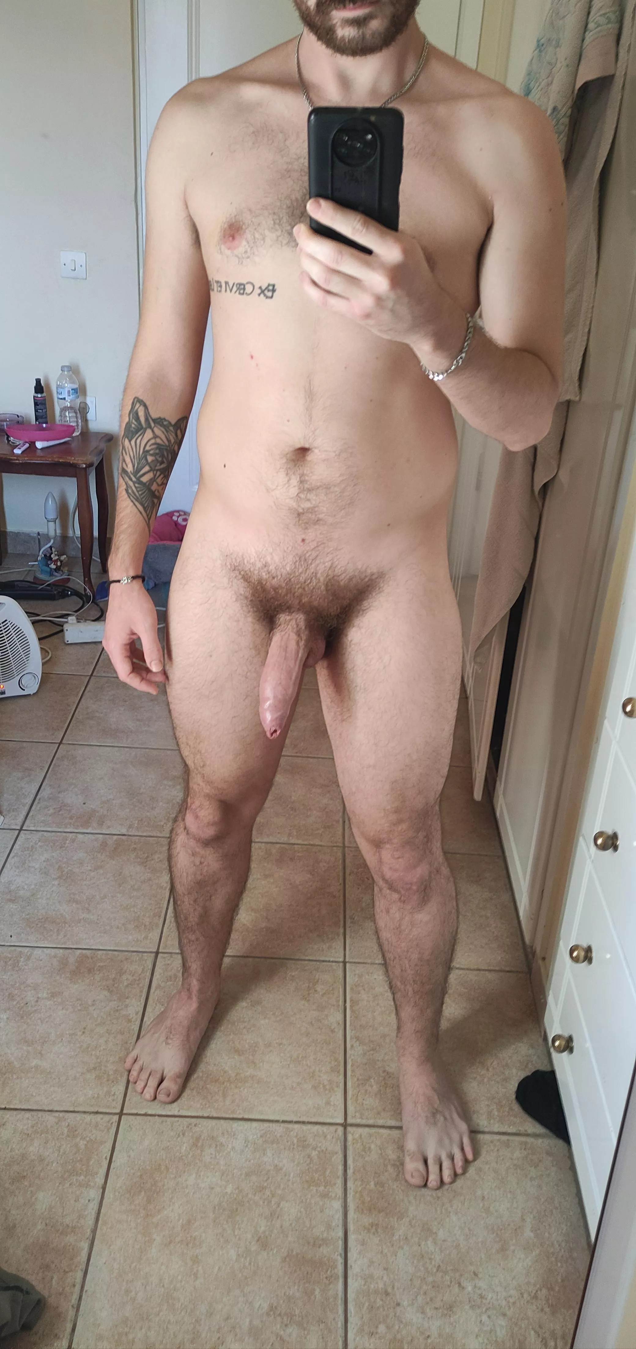 First time posting a pic on Reddit cause I kinda liked this photo, what do you think? First time posting a pic on Reddit cause I kinda liked this photo, what do you think?