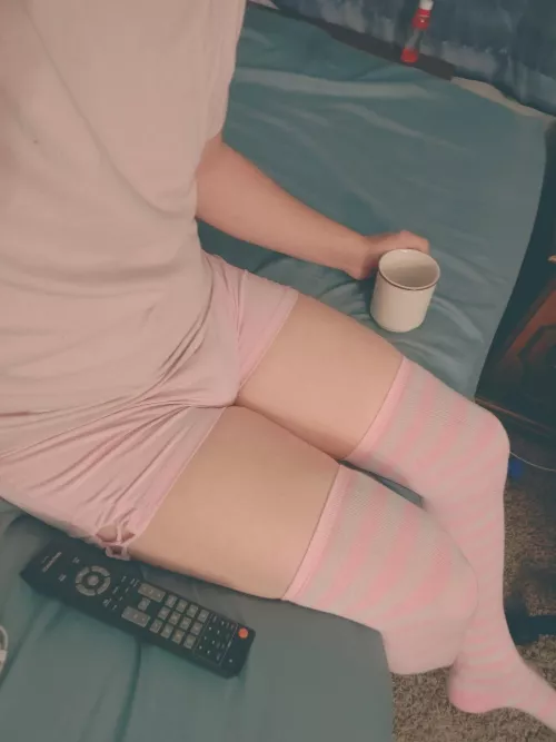 First time posting anything~ Enjoy a nice lap pillow <3