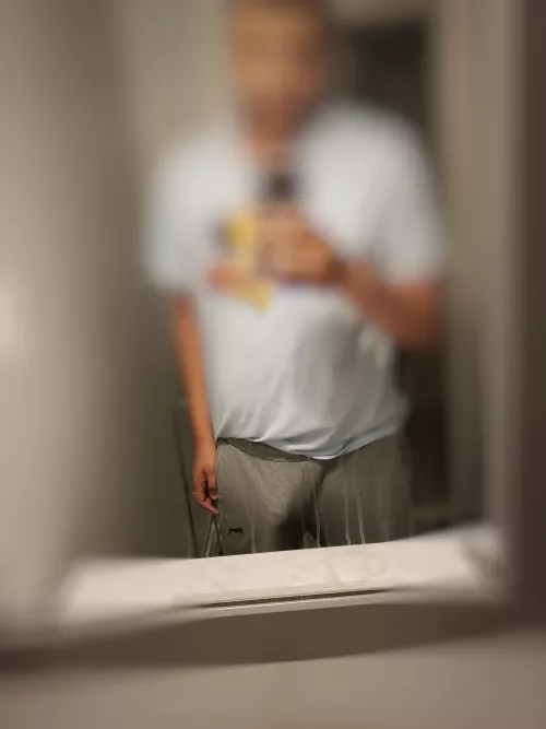 first time posting here (23M)