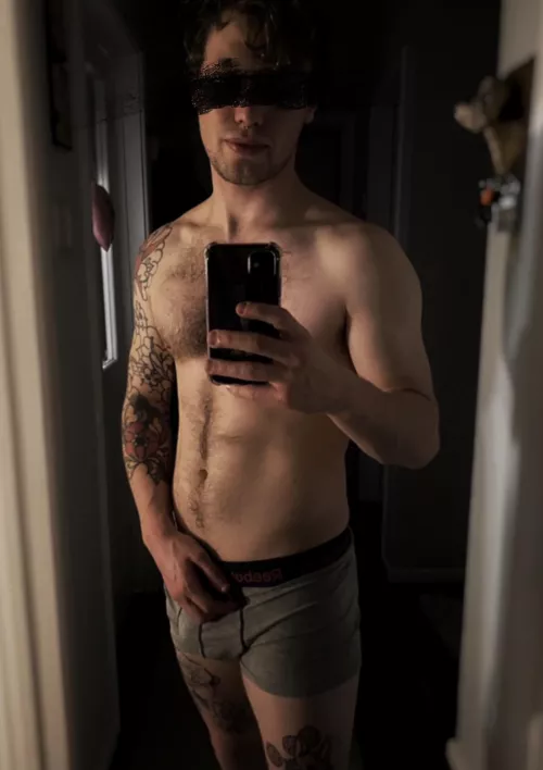 First time posting, not sure how much attention this will get, boxer shorts on or off ?