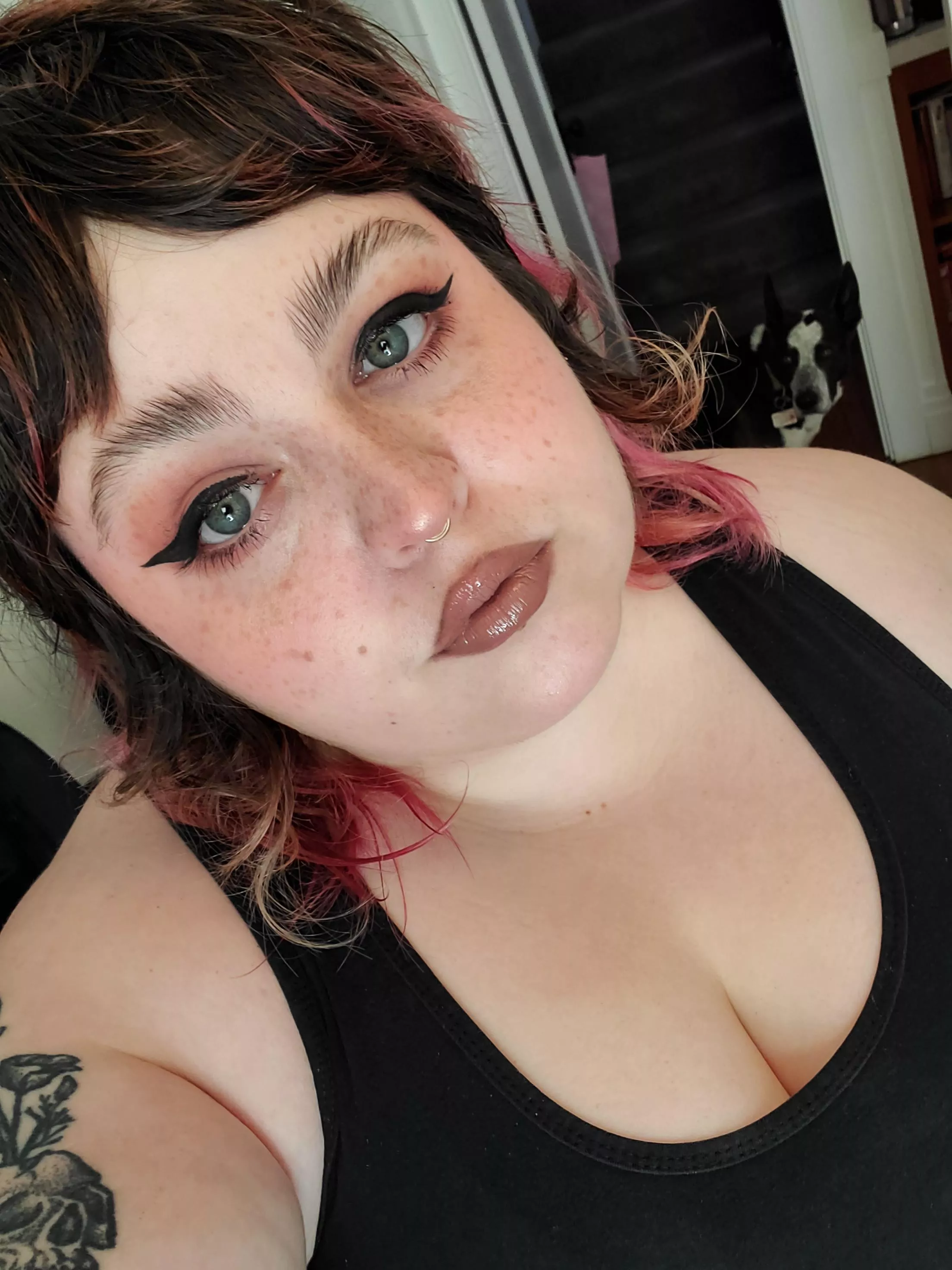 First time posting to this group! Hiii!