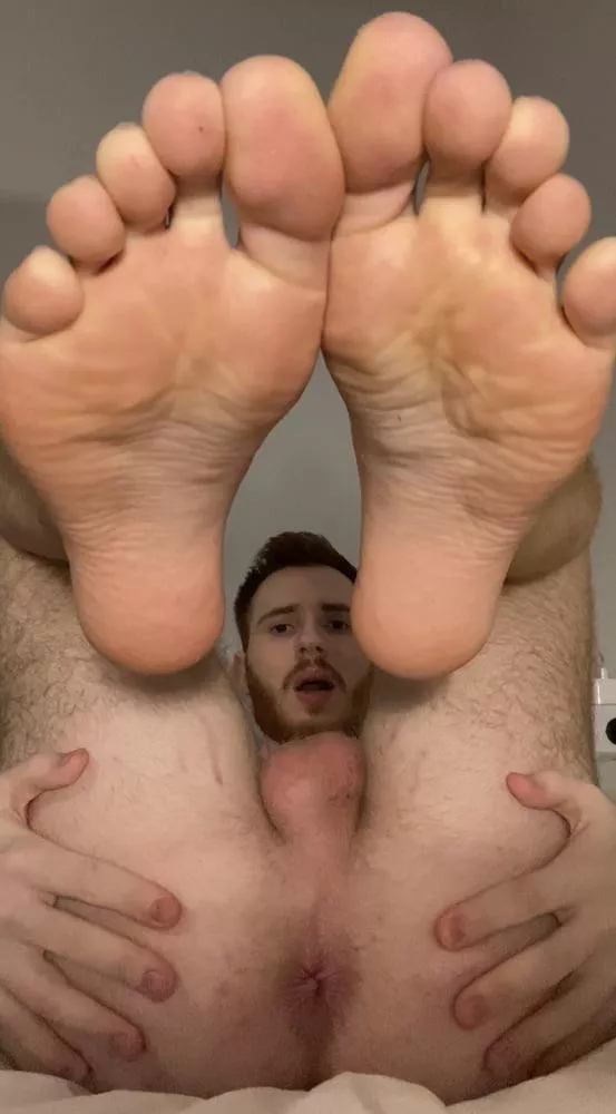 First time showing my face, enjoy my feet . First time showing my face, enjoy my feet .