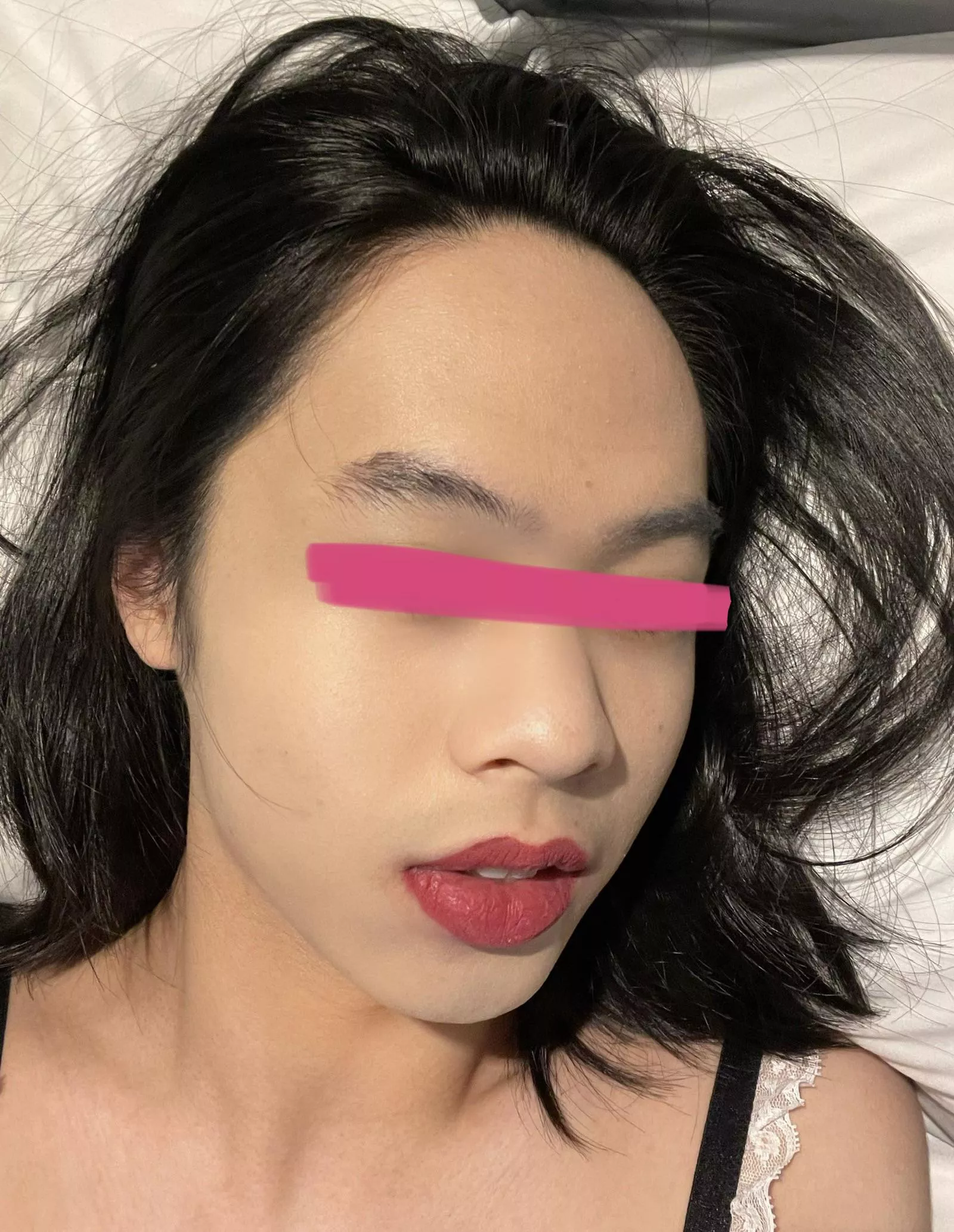 First time try makeup, now I need someone to ruin itπ First time try makeup, now I need someone to ruin itπ