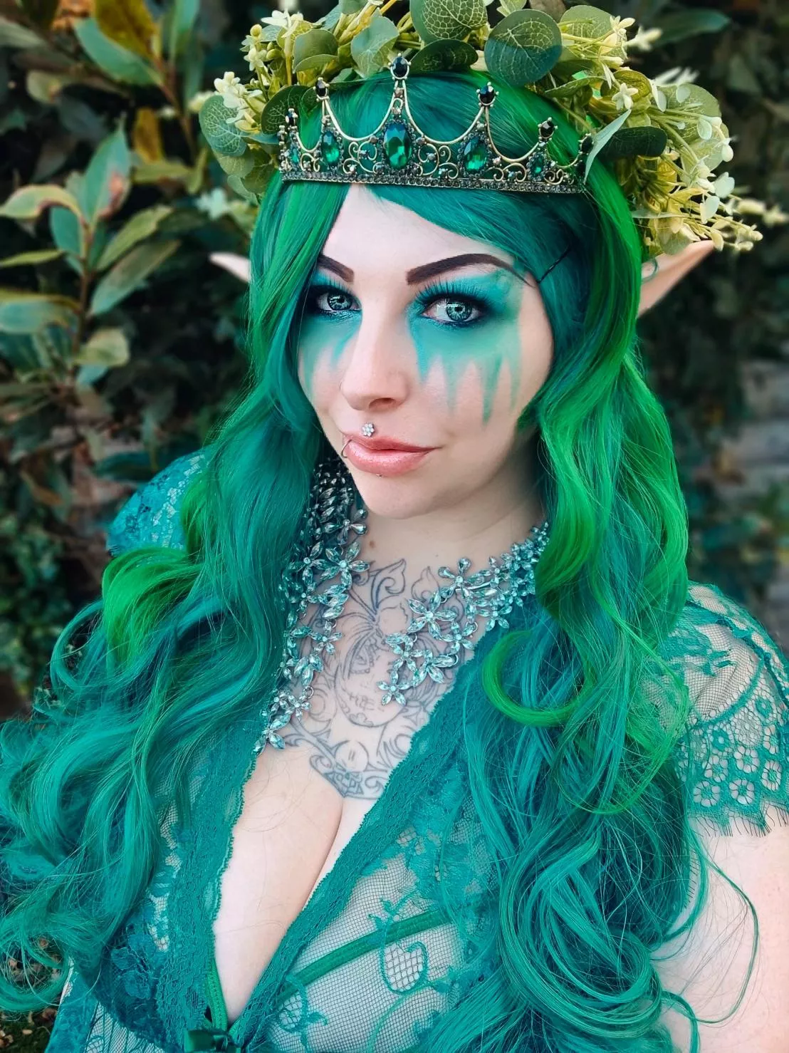 First try at a Night Elf 💚 be nice 😅 (Tyrande inspired) 🍃