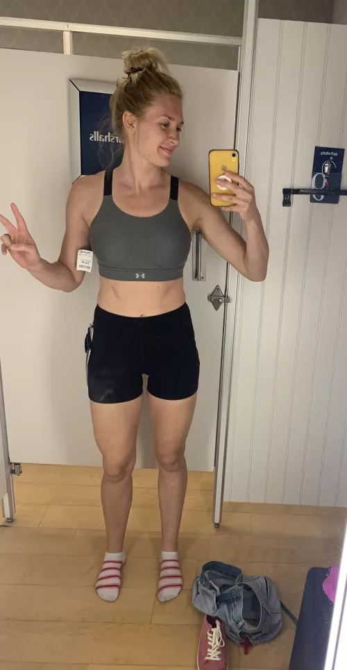 Fit girl showing off