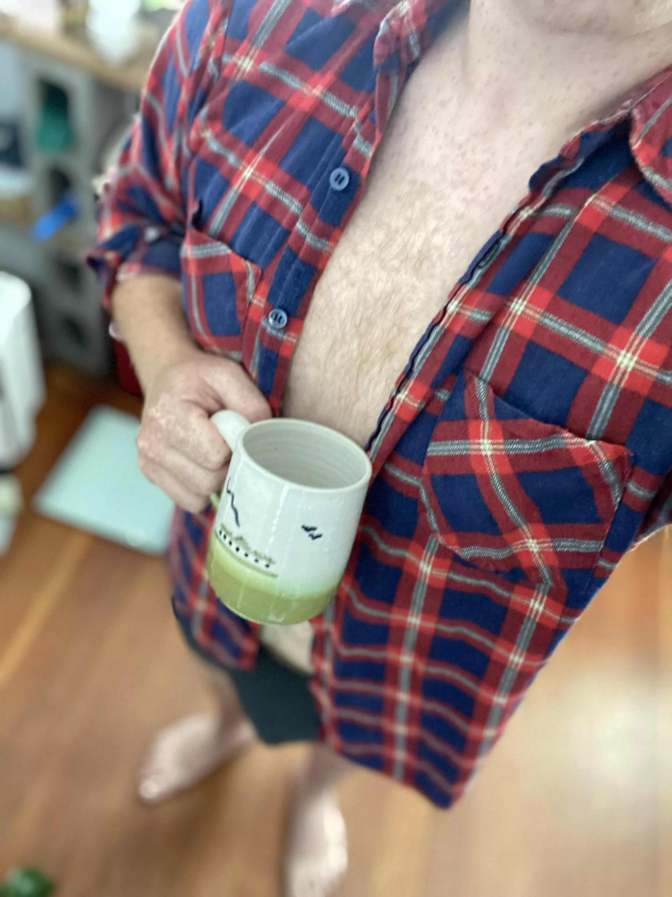 flannel + coffee + mug with a ferry on it… couldn’t be more pnw today 🌲 flannel + coffee + mug with a ferry on it… couldn’t be more pnw today 🌲