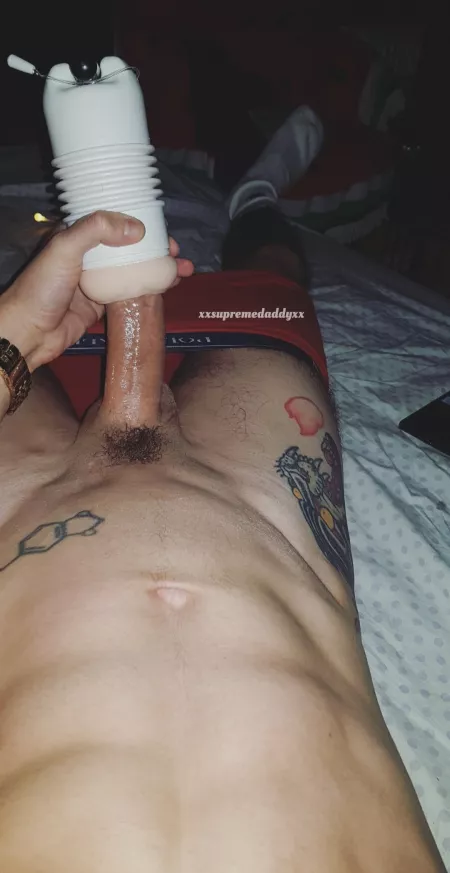 Fleshlight fun and some landing strip for y'all π
