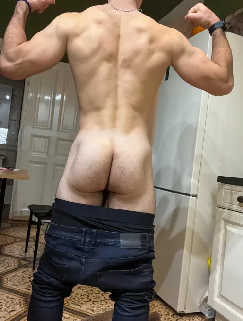 Flexing the cake! 🥵