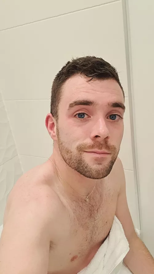 foggy morning here in the UK 🇬🇧. keep warm all. 😊