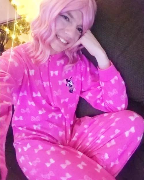 Footie jammies! 💕 One of favorite things about winter