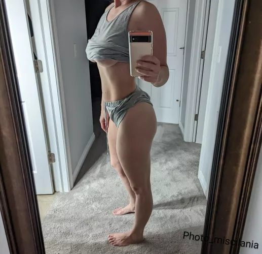 For Valentine's I want 🍩🍩 not 🌹