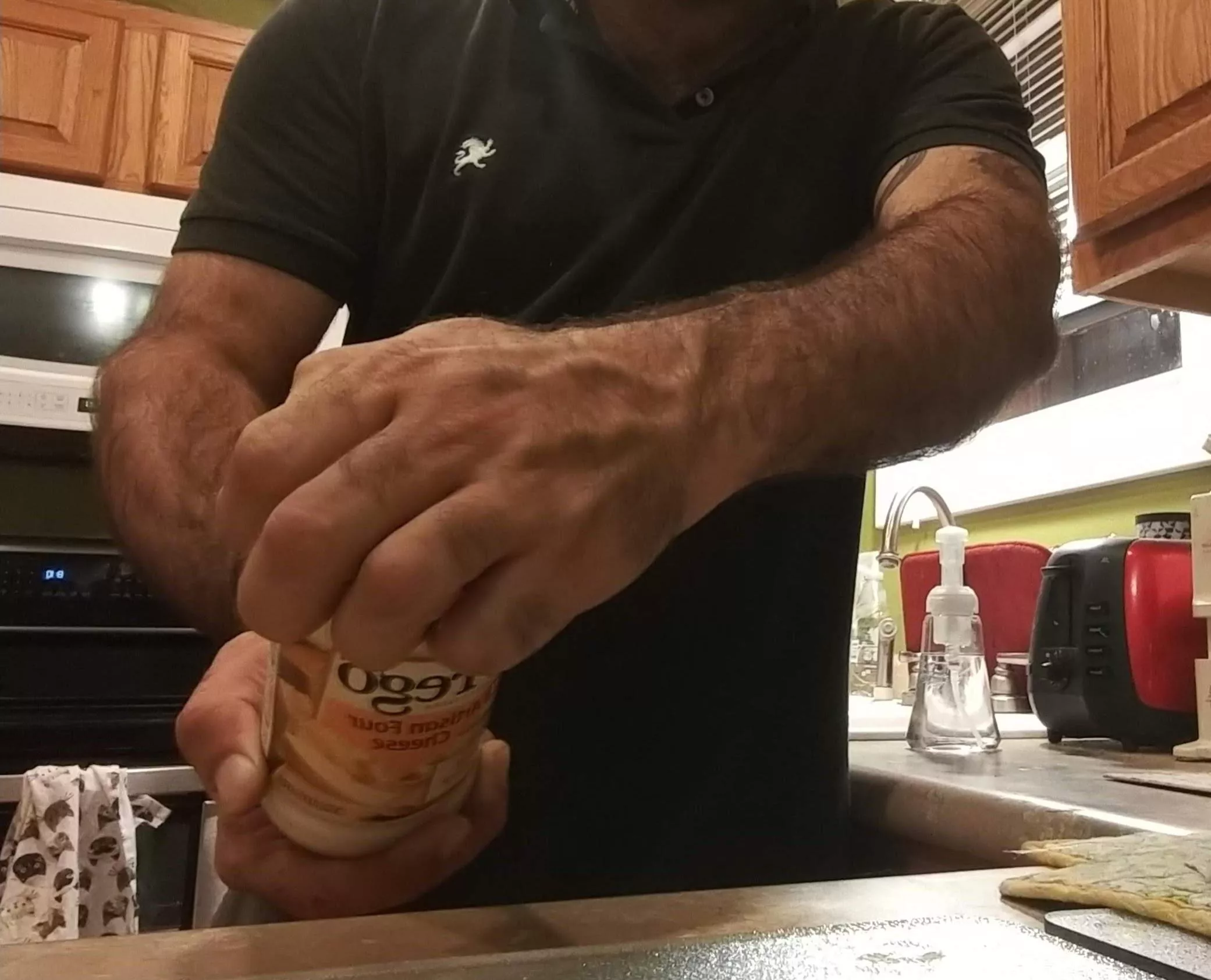 Forearms doing forearmy things, opening a jar! :) Forearms doing forearmy things, opening a jar! :)