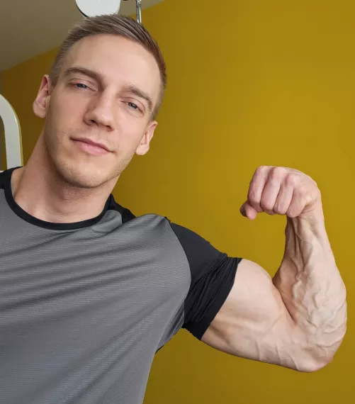 forearms lover over here ?