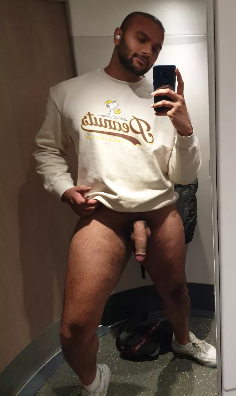 Forgot to lock the train door 😅