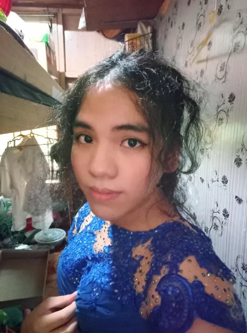 Found my sister's prom dress, I hope I'm as pretty as her at least