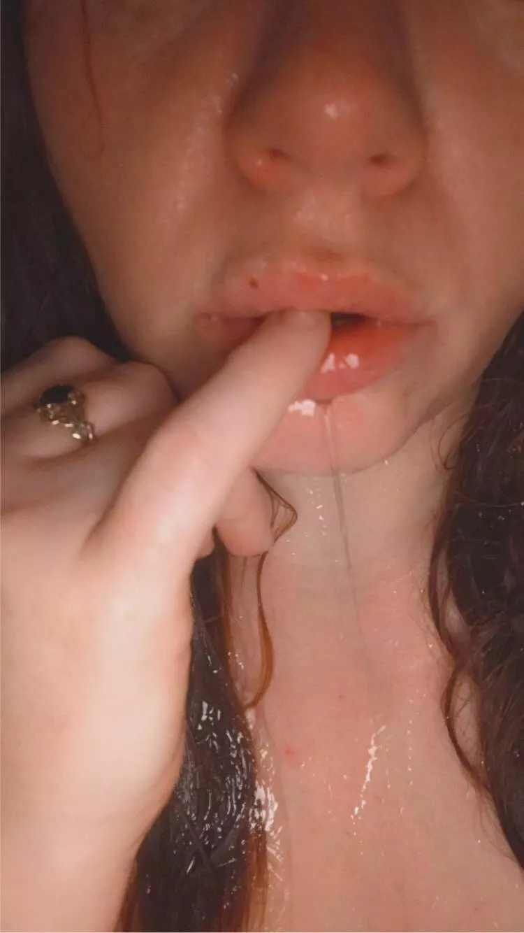 Freckle lip enters the chat