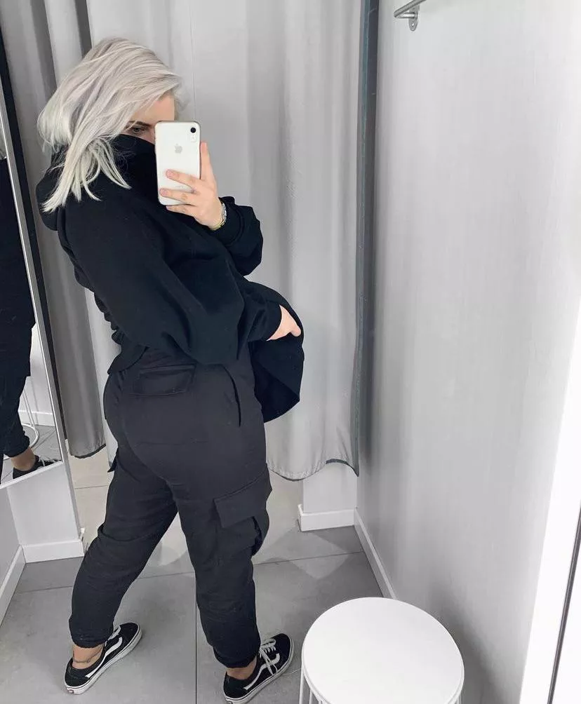 Free onlyfans link down below 😈