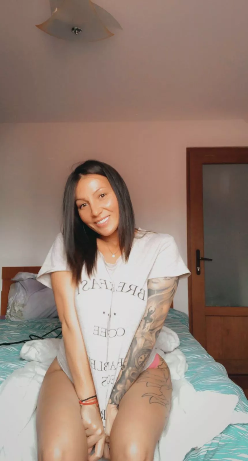 Free Page!Full time teacher! When i'm not teaching...i'm doing dirty stuff I love Custom videos 👻Calls 🧸Toys and much more Free Page!Full time teacher! When i'm not teaching...i'm doing dirty stuff I love Custom videos 👻Calls 🧸Toys and much more