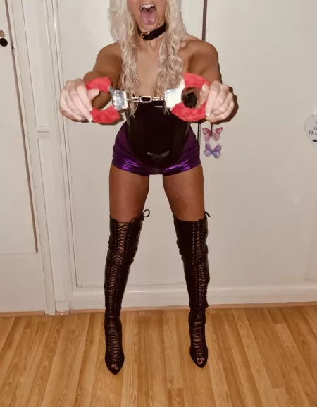 FREEZE! Youโre under arrest ๐๐