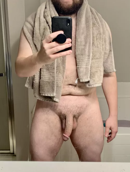 Fresh out of the bath with a clean beard⦠or do you guys prefer dirty?