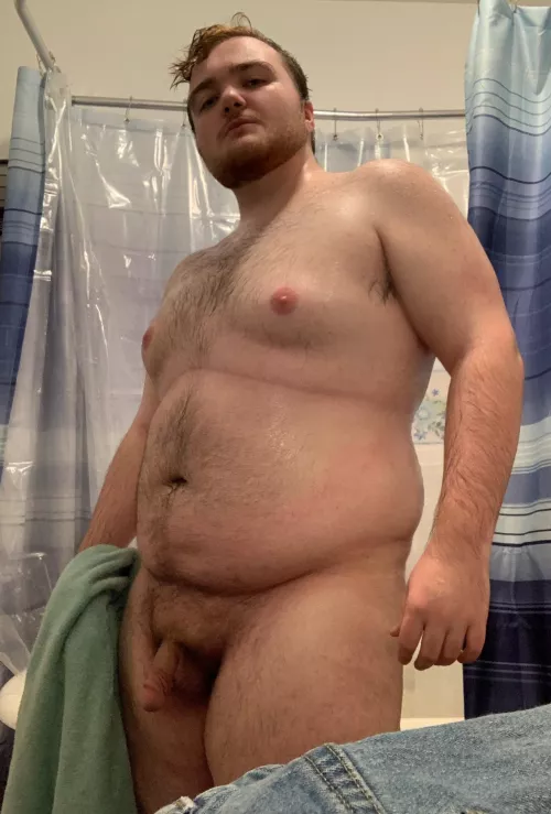 fresh out of the shower 🥴