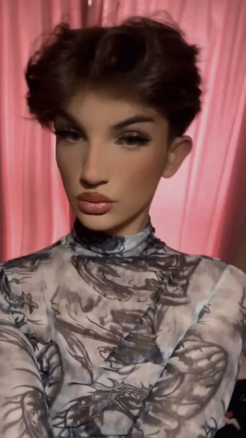 Freshly 18 and new to reddit!